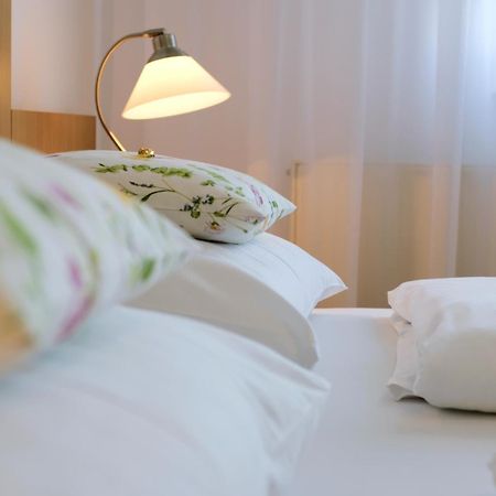 Haus Mariella Hotell Podersdorf am See Eksteriør bilde