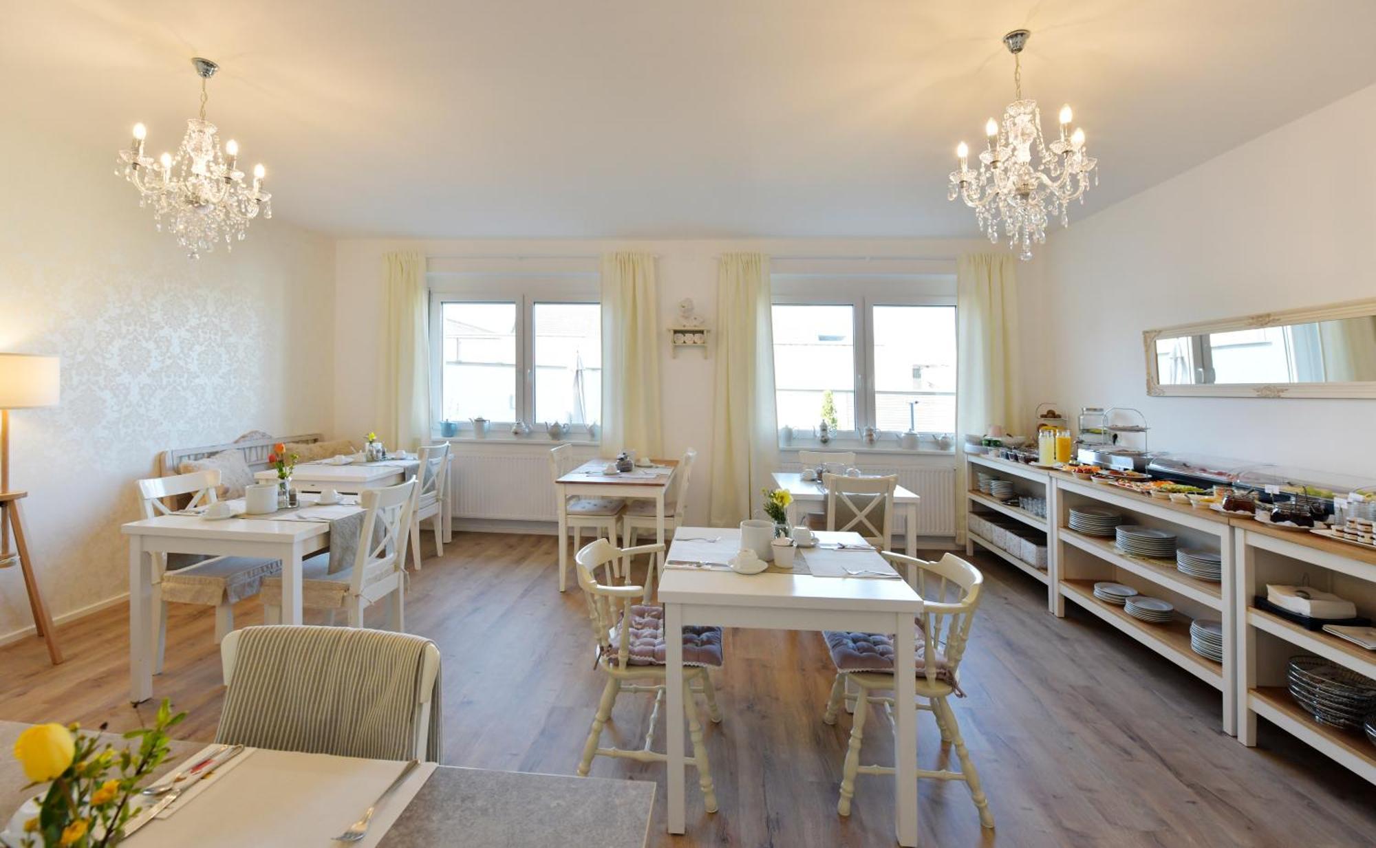 Haus Mariella Hotell Podersdorf am See Eksteriør bilde